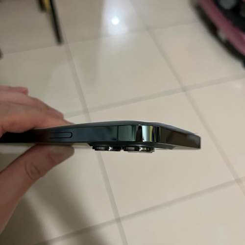 幾乎全新Iphone13 pro 新色綠零跌
