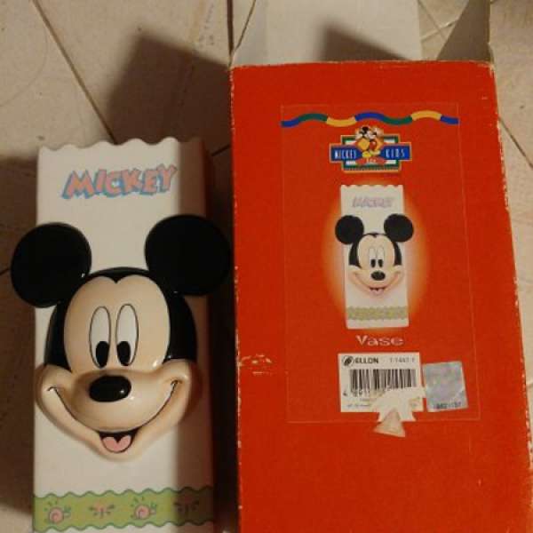 全新Mickey mouse 花瓶