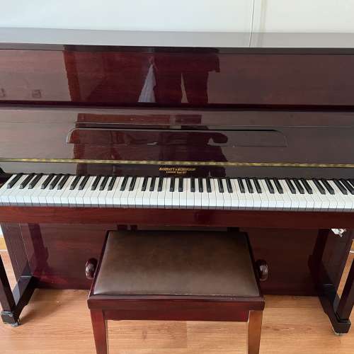 鋼琴 BARRATT & ROBINSON