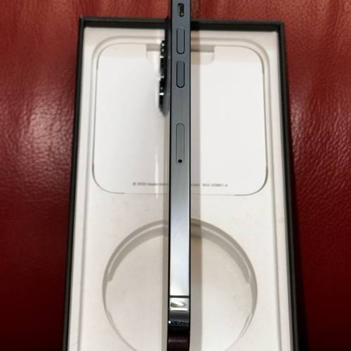 iPhone 12 pro max 256g 自家用手機，配件齊有收據