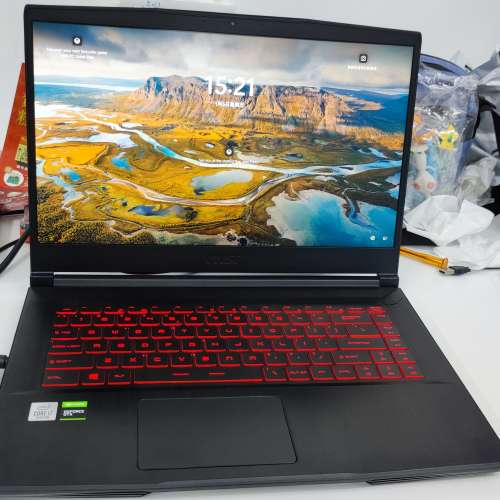 新淨獨顯超輕薄MSI GF63 Thin 10SCXR MS-16R4,15.6吋144Hz, i7-10750H, 8-64GB RAM...