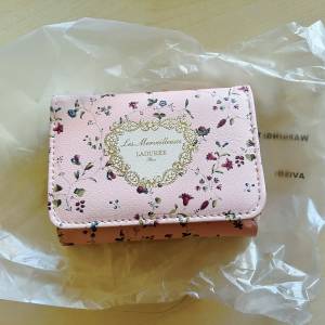 全新 Les Merveilleuses LADUREE 銀包