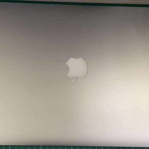 MacBook Pro (Retina, 15-inch, Mid 2015)