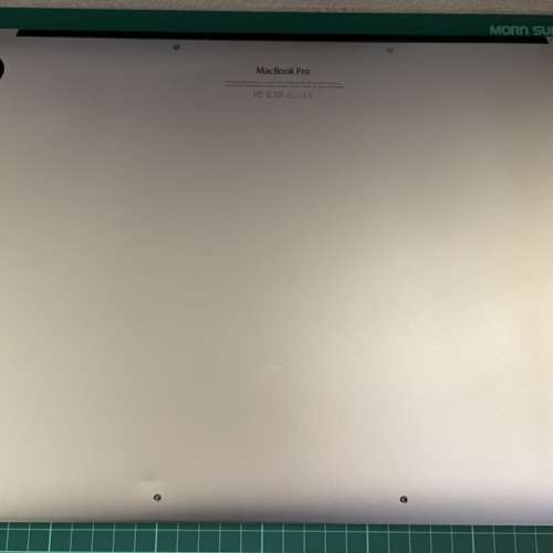 MacBook Pro (Retina, 15-inch, Mid 2015)