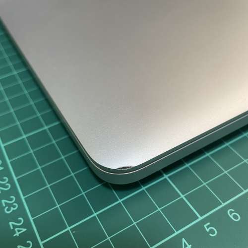 MacBook Pro (Retina, 15-inch, Mid 2015)