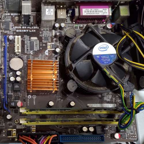 華碩 P5QL-AM 底板 + Core 2 Duo E7500 處理器 + 2GB Ram