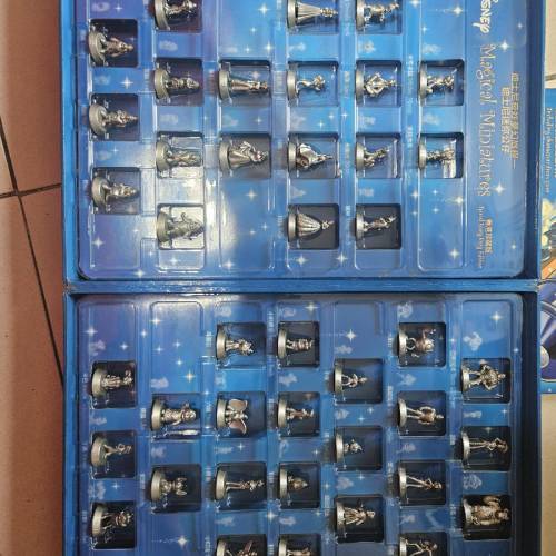 香港迪士尼夢幻旅程迷你公仔珍藏紀念版全套