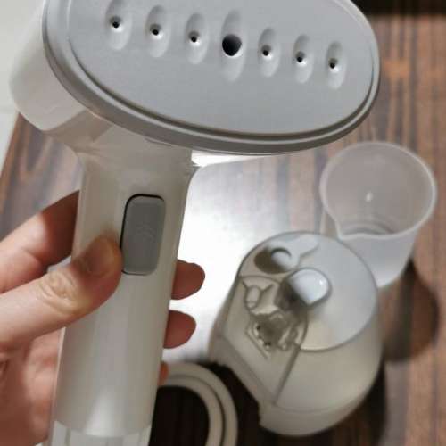 新淨全正常 海爾家用蒸汽便攜式手持掛熨機 haier handheld steam iron HY-GW2502B