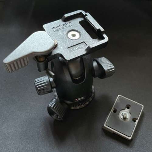 Manfrotto 498RC2 Midi Ball Head with RC2 Quick Release 球形雲台