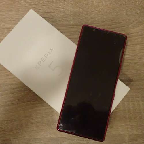 Sony Xperia 5 - 紅色