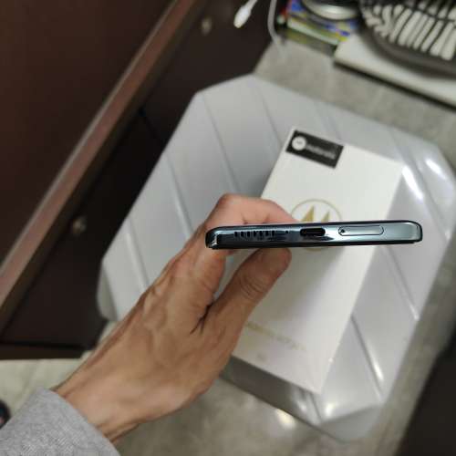 Motorola edge s pro 8+258