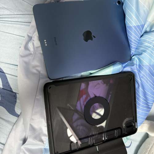 Ipad air5 64gb wifi(藍色)99%new連Apple care+