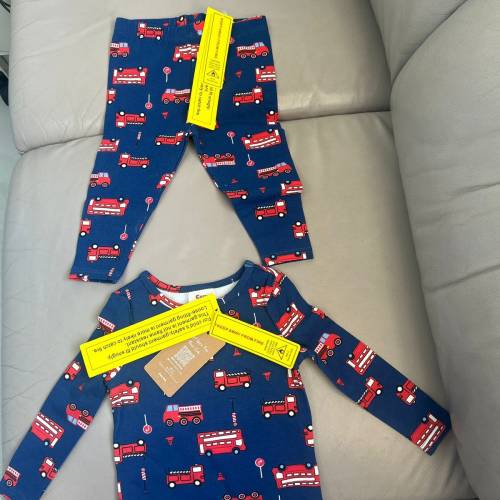 嬰兒服裝2套（可單獨要一套）