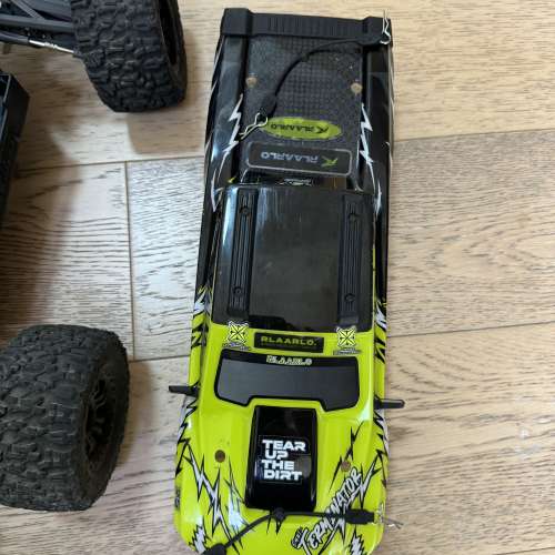 Omni terminator 雷拉诺全能终结者 全車原裝件下地幾次 加一塊red 5200mah 3s 45c ...