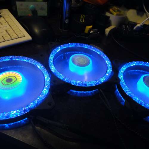 CM MasterFan MF120 Prismatic 3in1 三把ARGB 12cm風扇帶控制器