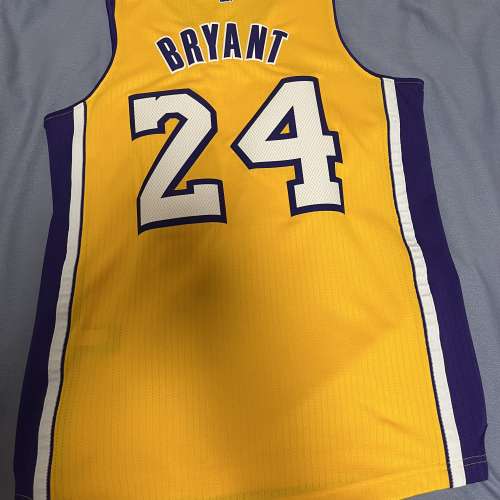 Kobe Bryant adidas 主場黃球衣nba