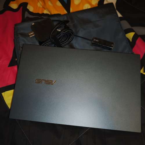 90%新 ASUS Zenbook 14 Ultralight U4800EGL 內地版UX435 MX450 16/512GB 990g超輕...