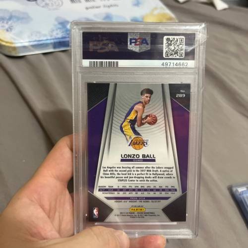 （eBay7月成交價：約$500港幣）（NBA球星卡）PSA 9 Lonzo ball silver prizm RC