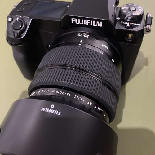 Fujifilm GFX100s + GF35-70