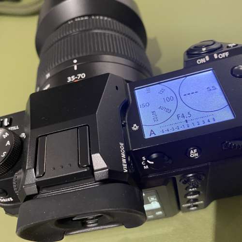 Fujifilm GFX100s + GF35-70