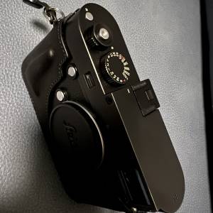 Leica Monochrome Type 246 with box