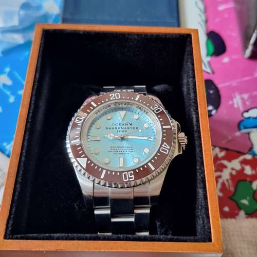 SMS1015 OceanX  SHARKMASTER 1000 啡陶瓷外圈  冰藍面1000米深潛