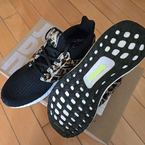 99% New正品 Adidas Ultra Boost 男Us9/Uk8.5