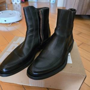 95% New Made in Italy 真皮黑色中筒男皮鞋 Us9