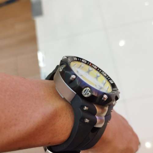 瑞士製造 INVICTA RESERVE  collection 200米防水計時手錶