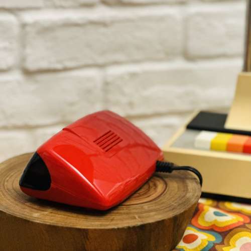 出售 昭和時期 seiko精工 電子數字鐘,經典紅色,使用110v電壓,100%正常,款式經典,有...