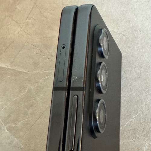 睇內文 Samsung Galaxy Fold 5 12+1TB 國際版