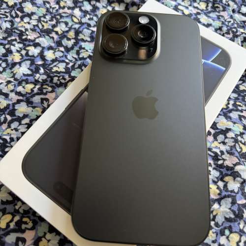 iPhone 16pro 512黑色港行