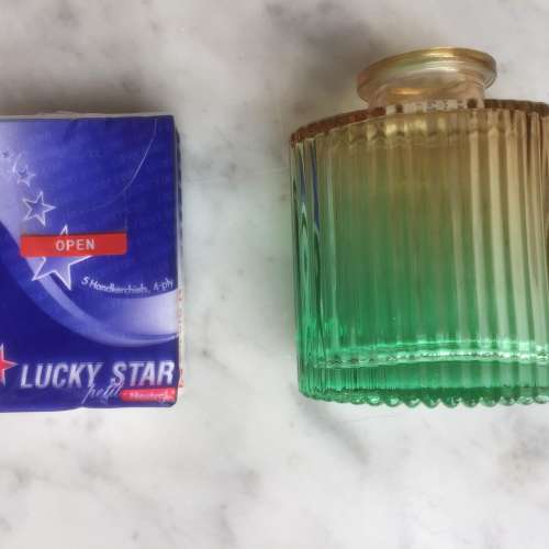 $20 - 全新 香薰 玻璃瓶 - 細|可放辦公室/公司 (透明茶/透明綠)