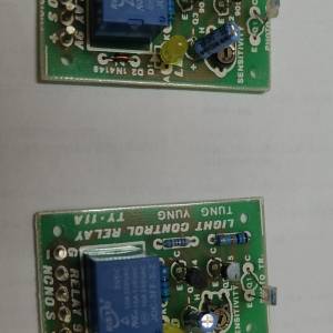 二手通用電子(TUNG YUNG ELECTRONIC)光敏開關二件