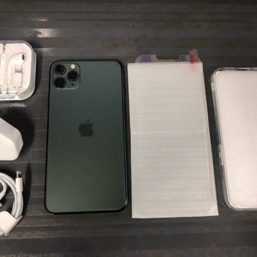 Green - Full set 99%new iPhone 11 Pro Max 256gb battery 100% one month warranty