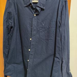 american eagle 深藍色襯衫中碼Shirt not zara uniqlo