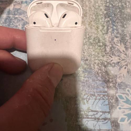 apple airpods2