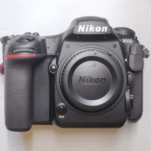 Nikon D500