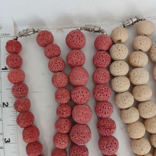 一手五條火山頸鍊 ，11-14mm 16寸，共售250元單一條100元，no.D13.10.24