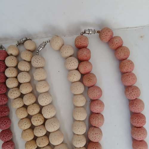 一手五條火山頸鍊 ，11-14mm 16寸，共售250元單一條100元，no.D13.10.24