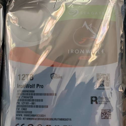 全新未開封seagate  ironwolf 8tb 12tb 14tb 16tb