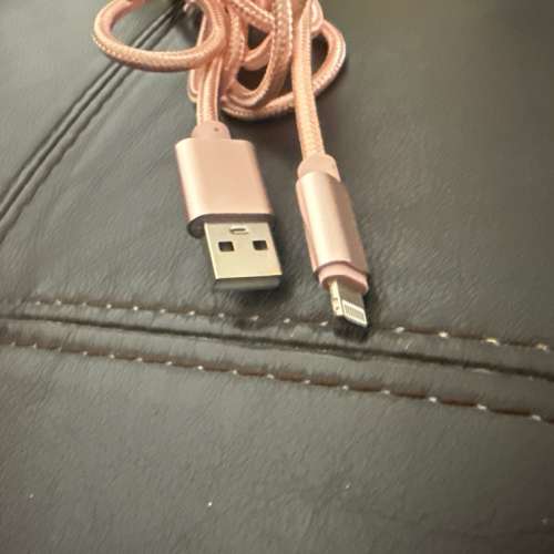 全新3米超長iPhone插電綫