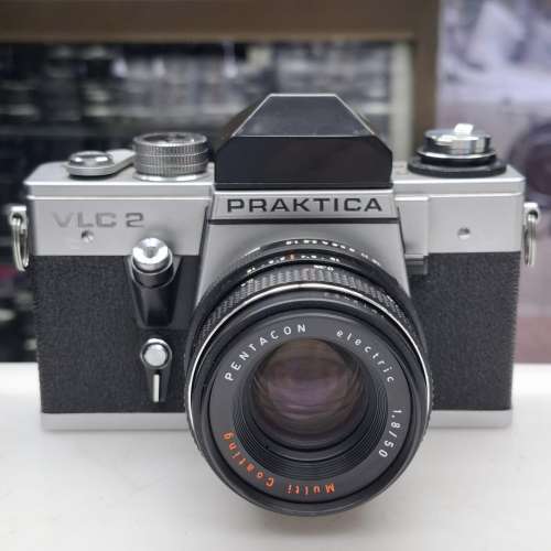 PRAKTICA LLC + PANCOLAR 50MM F1.8   PRAKTICA VLC 2 + PENTACON 50MM F1.8