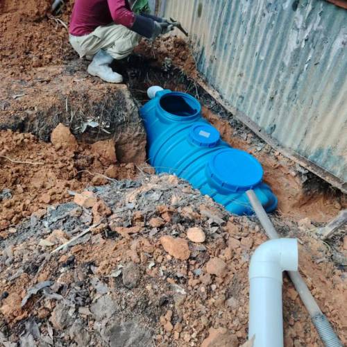 専業包工包料簡易花芬池（塑膠），臨時屋，倉地倉庯，農地農埸，廁所使用花芬池六四...