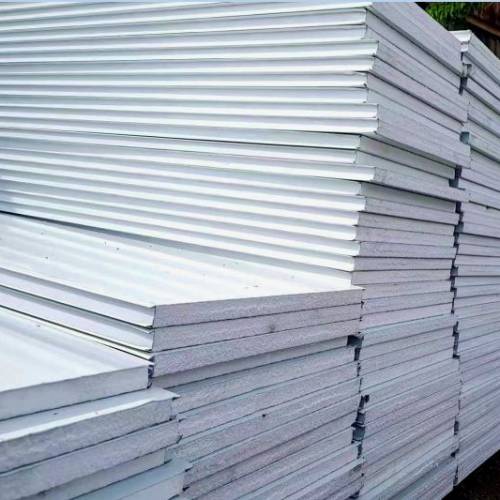 元朗八鄉金屬倉平賣一批全新8呎三文治隔熱板，闊95cm，長244cm，每塊180蚊，送貨另...