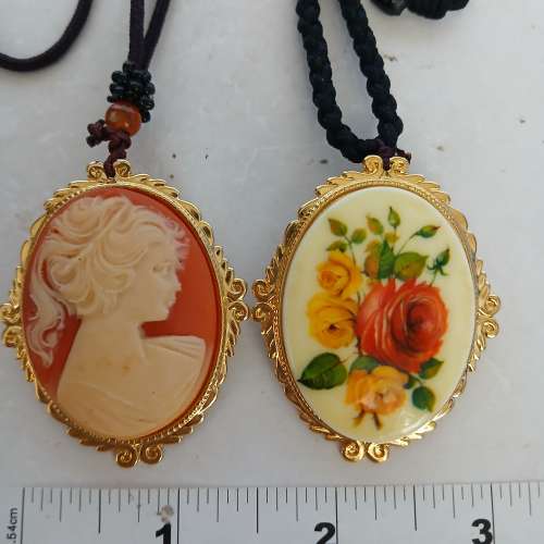 一手兩套双用途吊咀/絲巾扣連繩頸鏈， 共售160元單一套100元，多量價錢可以商議。n...