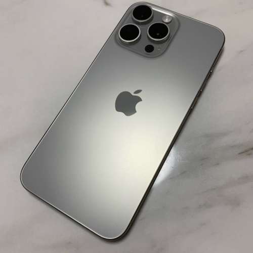 iPhone 15 Pro max 256 原色