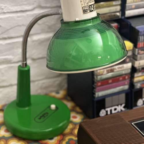 出售 昭和時期 vintage Toshiba東芝座枱燈一箋，100%正常，整體九成新，款式經典，...