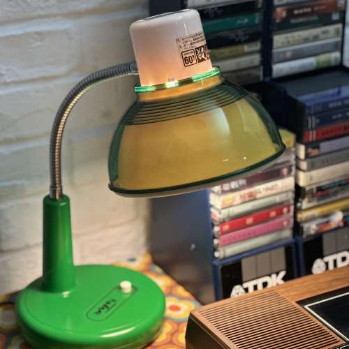 出售 昭和時期 vintage Toshiba東芝座枱燈一箋，100%正常，整體九成新，款式經典，...