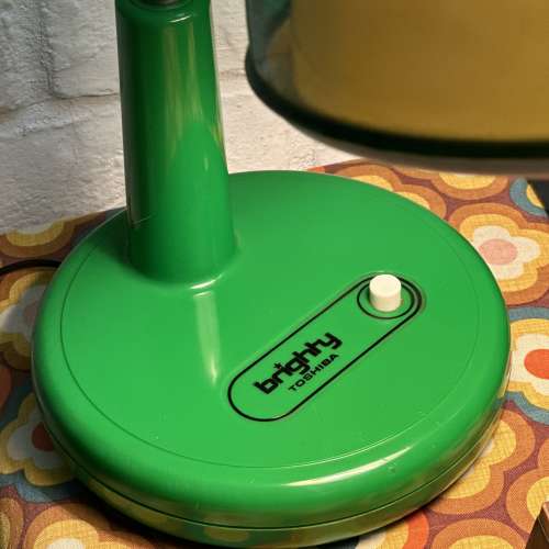 出售 昭和時期 vintage Toshiba東芝座枱燈一箋，100%正常，整體九成新，款式經典，...